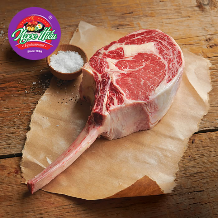 Tomahawk-Steak-1.jpg